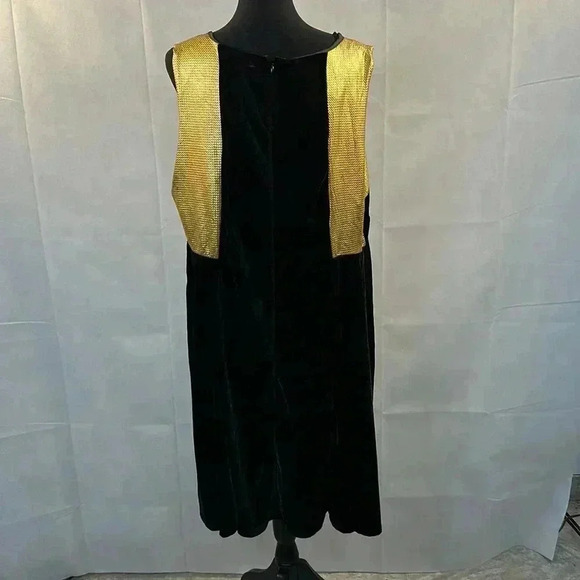 NY Collection Plus Size Metallic-Trim Velvet Fit & Flare Dress 3X - Picture 3 of 11